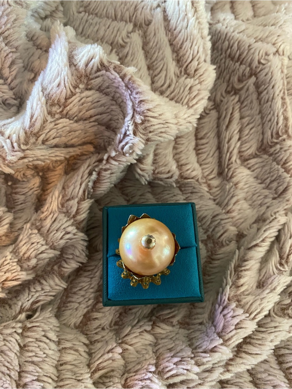 Vintage Mid-Century Gold Tone Ruffle Statement Cocktail Ring.  Faux Golden Pearl
